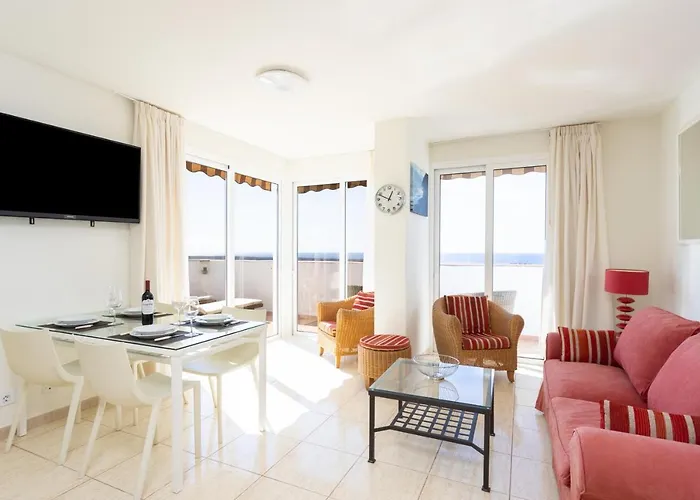 Penthouse Mar شقة بالم مار